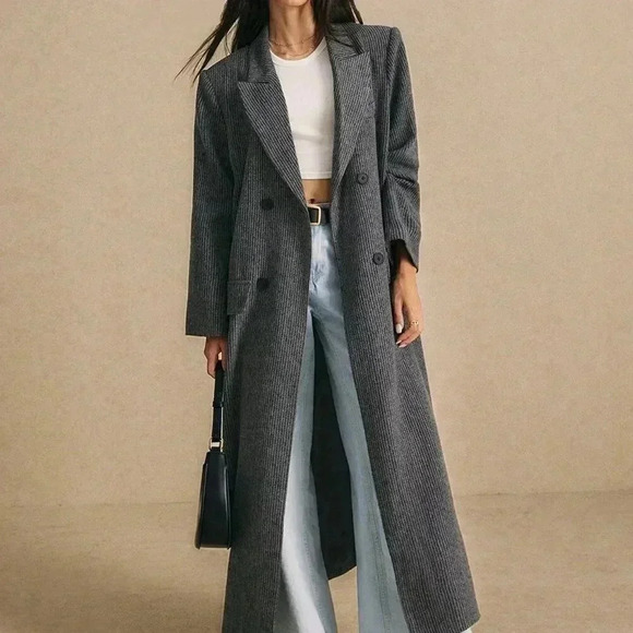 Jackets & Blazers - Grey Elegant Women's Extra Long Gray Suit